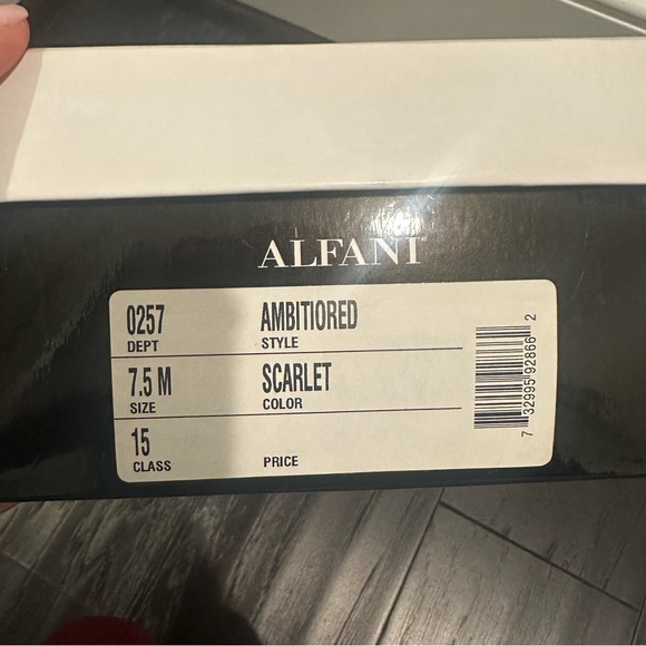 Red Pumps - Picture 2 of 6